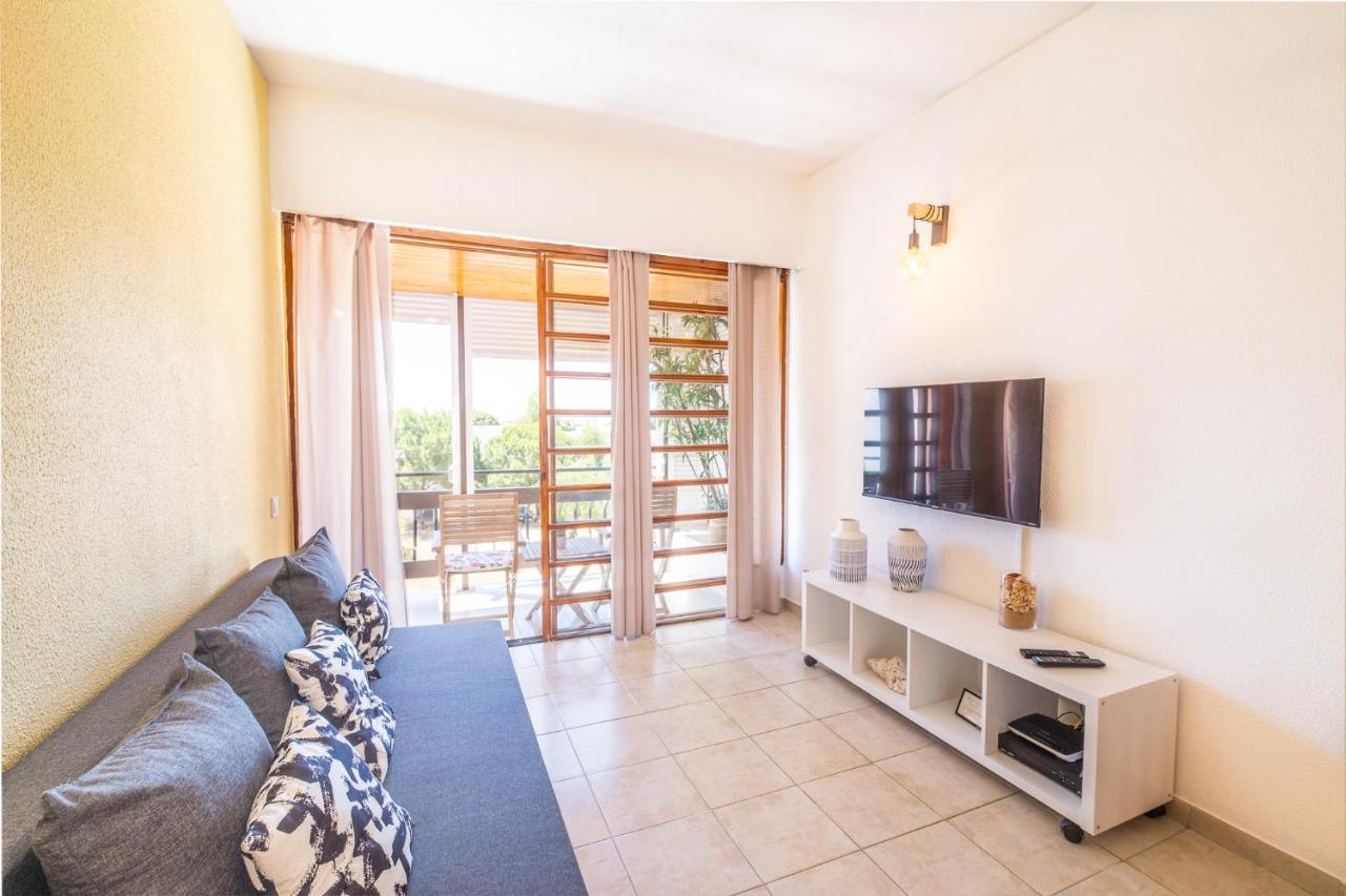 Entire Apartment 5Min From Oura Beach Albufeira Bagian luar foto