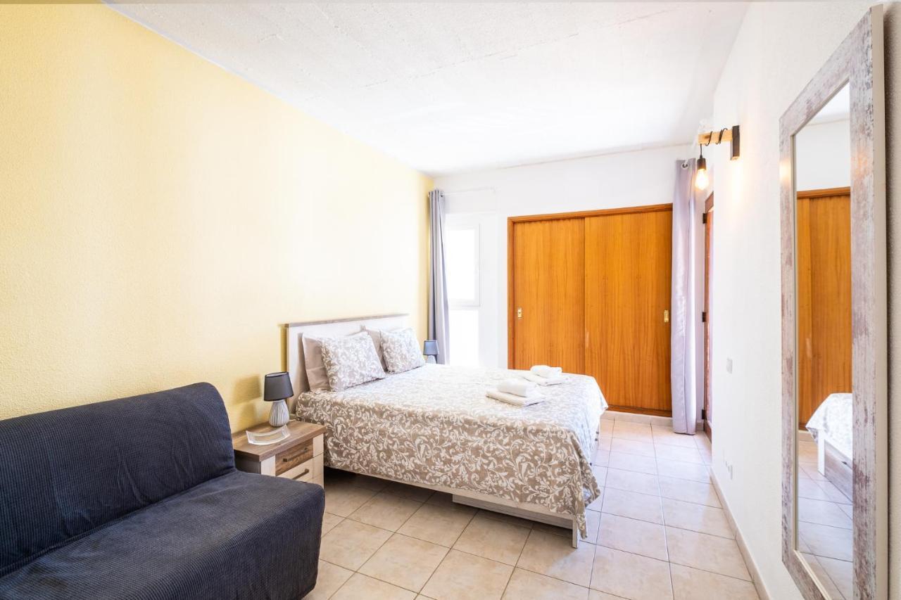 Entire Apartment 5Min From Oura Beach Albufeira Bagian luar foto